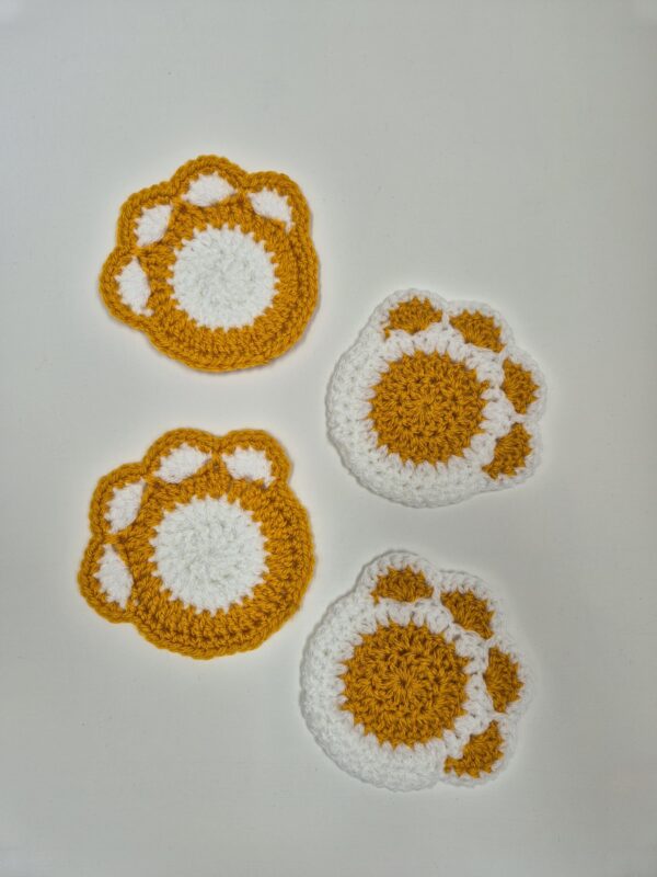 Onderzetters Kattenpoot – Set van 4 (Geel/Wit) | Shop kattenliefde bij vzw Chamour