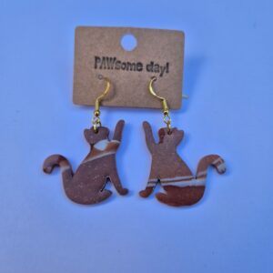 Handgemaakte oorbellen - bordeaux / wit (incl. verzendkosten)